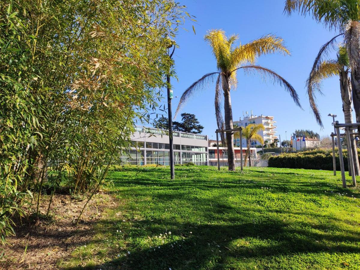 Tres Beau T2 Dans Parc Montfleury ,Proche Centre ,Au Calme 44 Bd Montfleury Lägenhet Cannes Exteriör bild