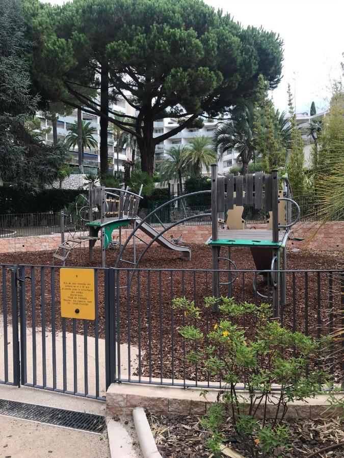 Tres Beau T2 Dans Parc Montfleury ,Proche Centre ,Au Calme 44 Bd Montfleury Lägenhet Cannes Exteriör bild